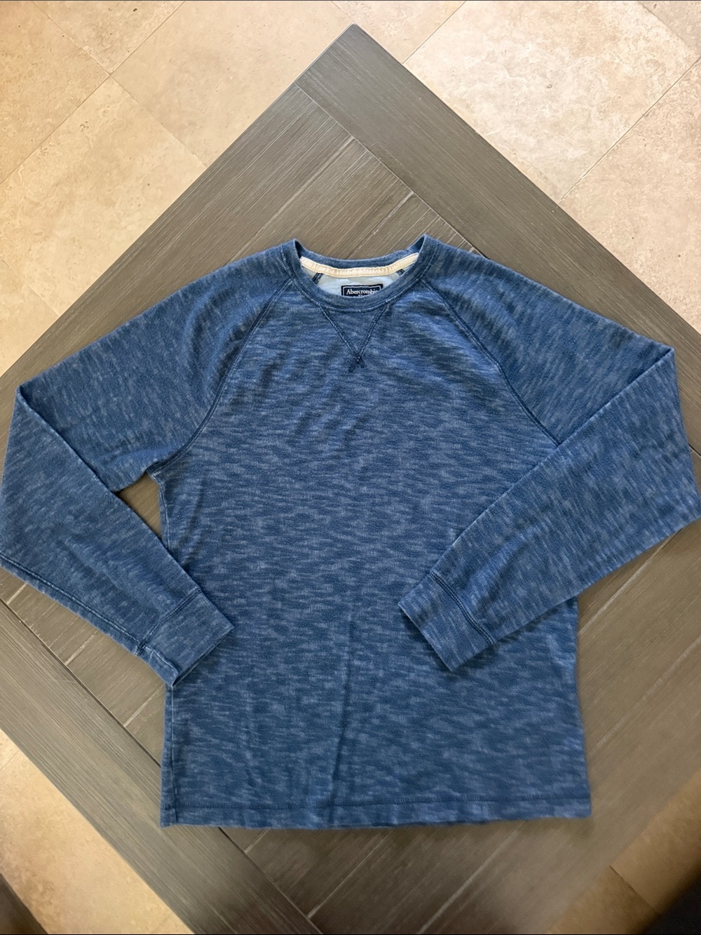Abercrombie & Fitch Men's Heathered Navy Blue Crew Sweatshirt